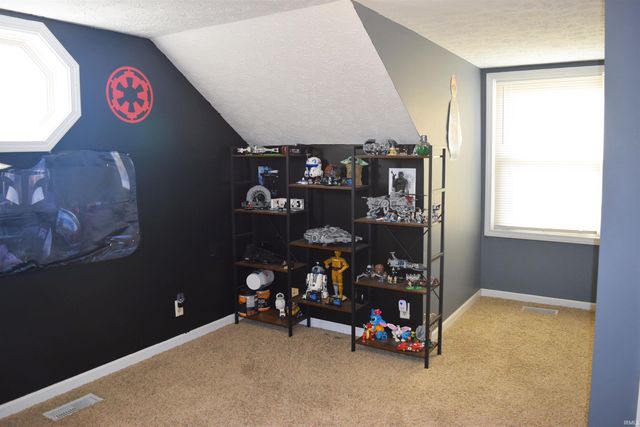 7481 Old Boonville Highway, Evansville, IN 47715