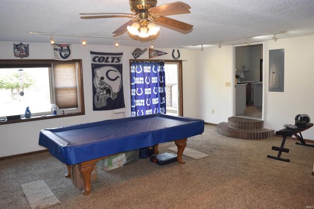 7481 Old Boonville Highway, Evansville, IN 47715