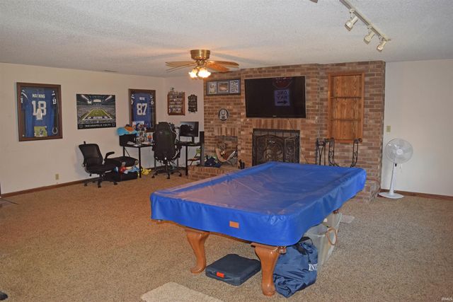 7481 Old Boonville Highway, Evansville, IN 47715