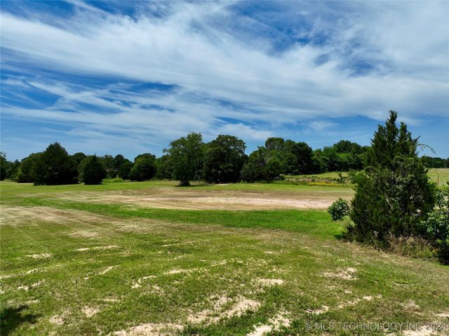 18 Kathy Lane, Eufaula, OK 74432