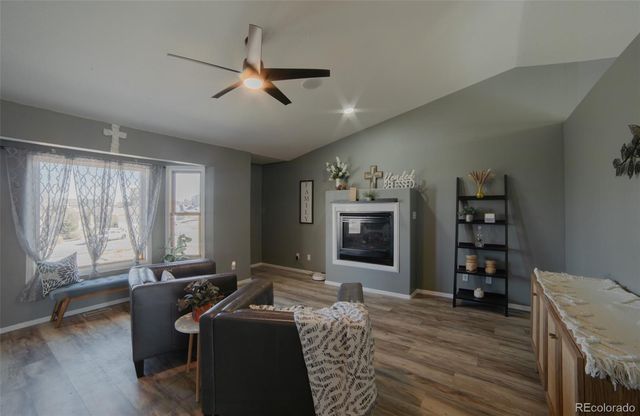 917 S Sterling Lane, Pueblo, CO 81007