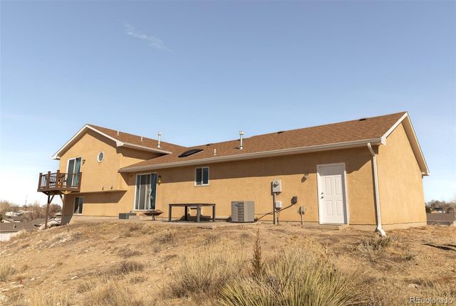 917 S Sterling Lane, Pueblo, CO 81007