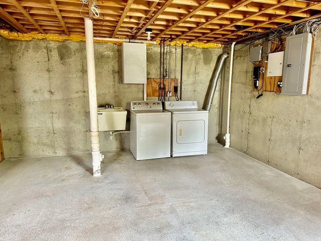 16 Central 16, Newton, MA 02460