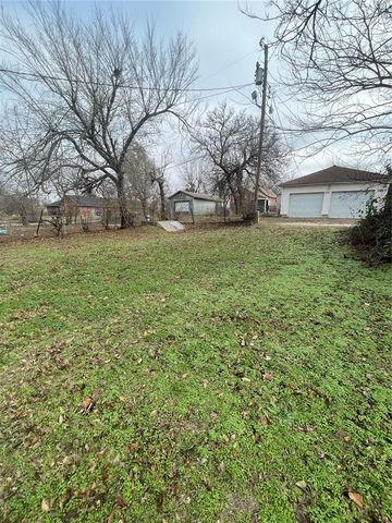 718 N Admire Avenue, El Reno, OK 73036