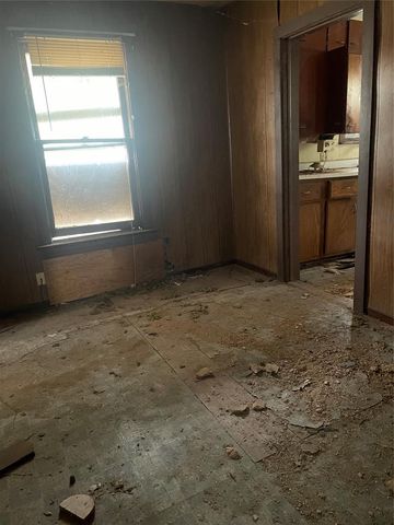 718 N Admire Avenue, El Reno, OK 73036