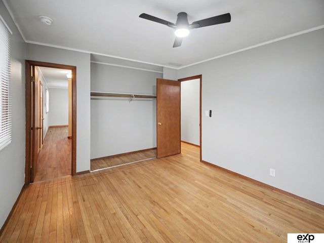 7730 Cherrywood Drive, Lincoln, NE 68510