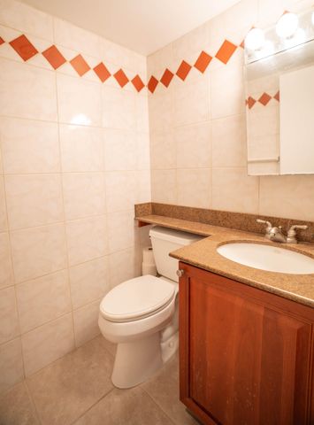 400 W Village Green Cir Circle W 214, Palm Springs, FL 33461