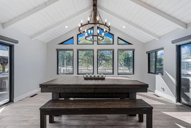 1220 S Ridgemark Drive, Hollister, CA 95023