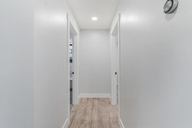 1220 S Ridgemark Drive, Hollister, CA 95023