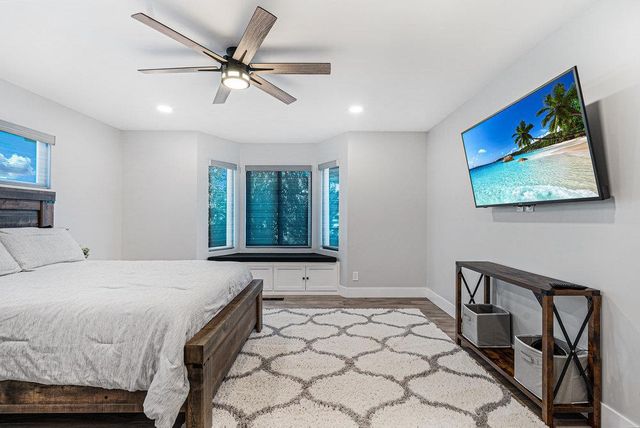 1220 S Ridgemark Drive, Hollister, CA 95023