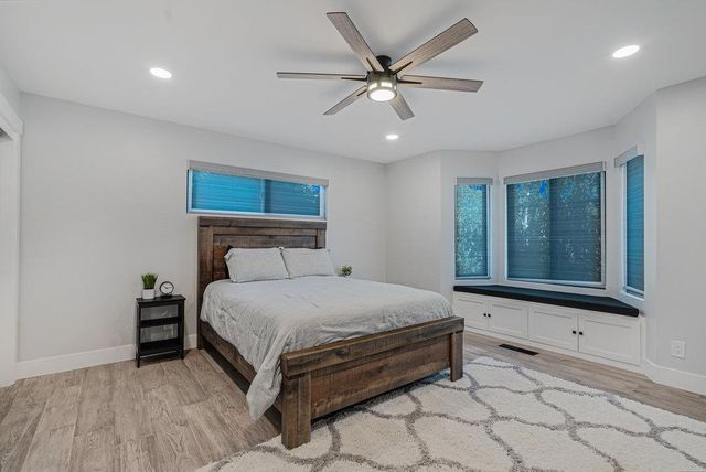 1220 S Ridgemark Drive, Hollister, CA 95023