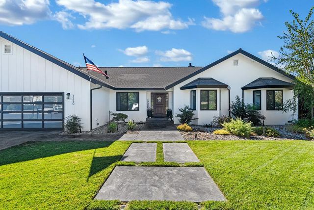 1220 S Ridgemark Drive, Hollister, CA 95023