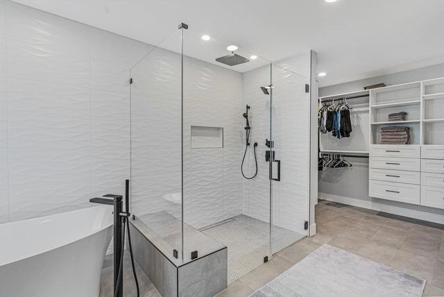 1220 S Ridgemark Drive, Hollister, CA 95023