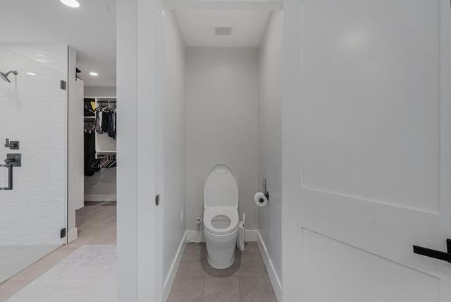 1220 S Ridgemark Drive, Hollister, CA 95023