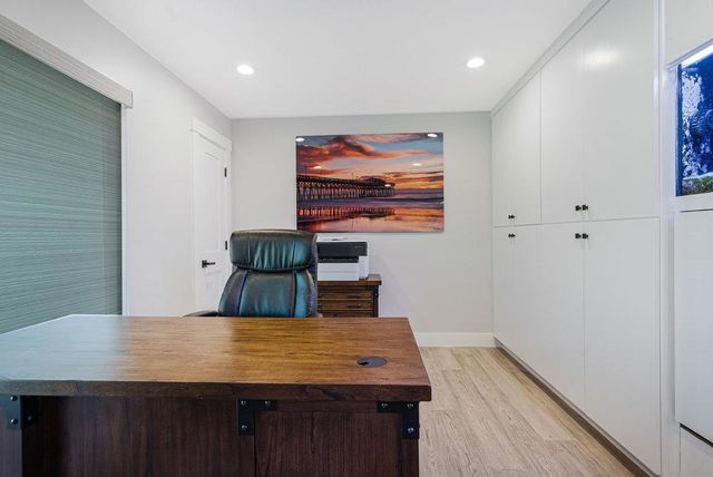 1220 S Ridgemark Drive, Hollister, CA 95023