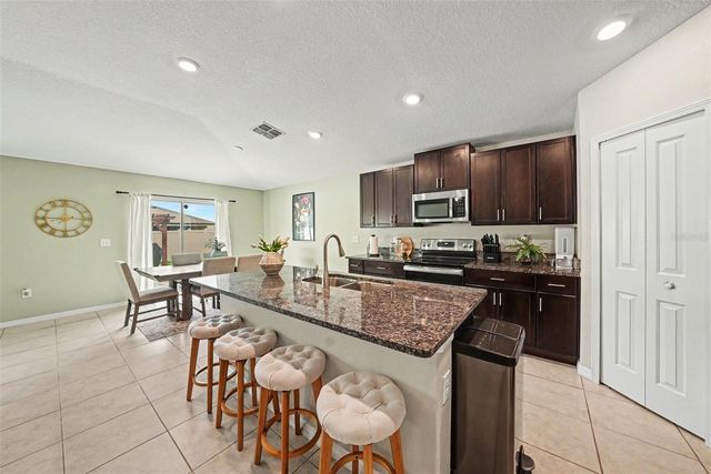13003 MAJESTIC GARDEN LANE, Riverview, FL 33579