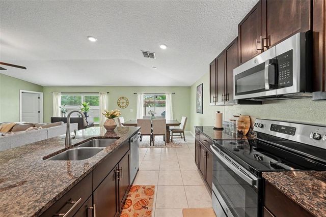 13003 MAJESTIC GARDEN LANE, Riverview, FL 33579