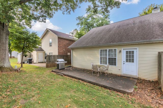 1341 Shearron Ct, Murfreesboro, TN 37130