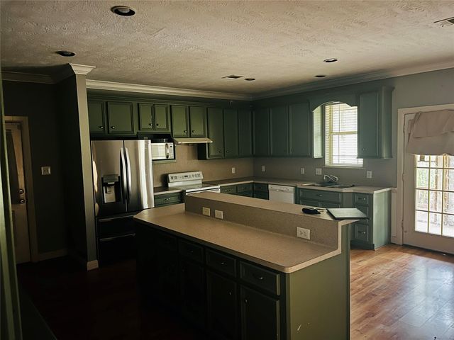 2015 Halyard Drive, Crosby, TX 77532