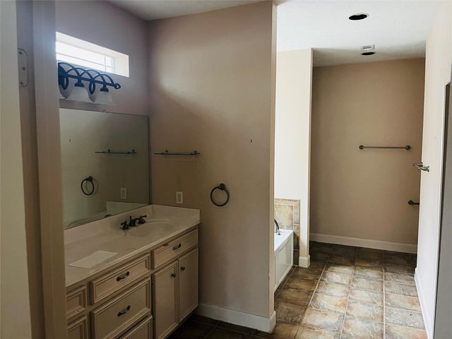 2015 Halyard Drive, Crosby, TX 77532