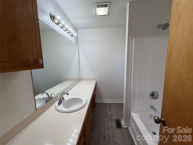 424 Holland Drive, Statesville, NC 28677