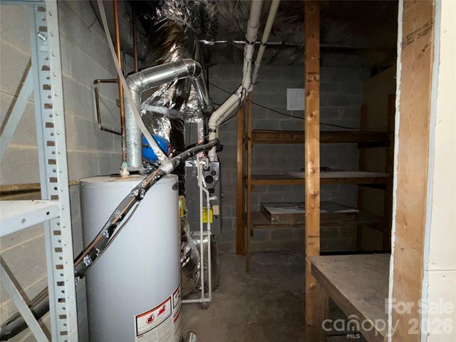 424 Holland Drive, Statesville, NC 28677