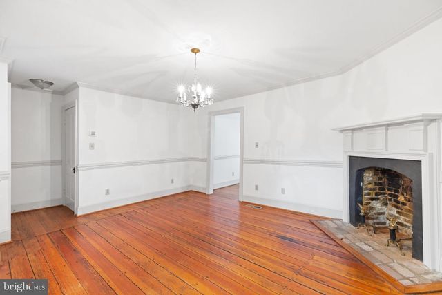 1307 CAROLINE ST, Fredericksburg, VA 22401