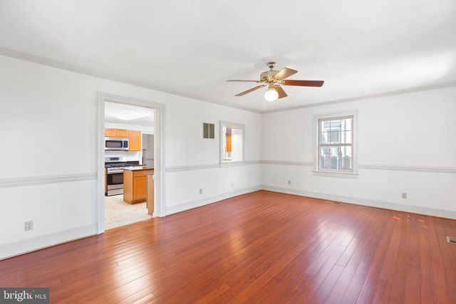 1307 CAROLINE ST, Fredericksburg, VA 22401