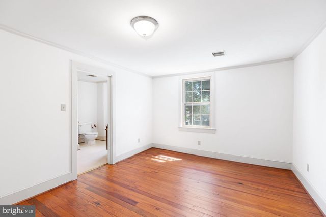 1307 CAROLINE ST, Fredericksburg, VA 22401