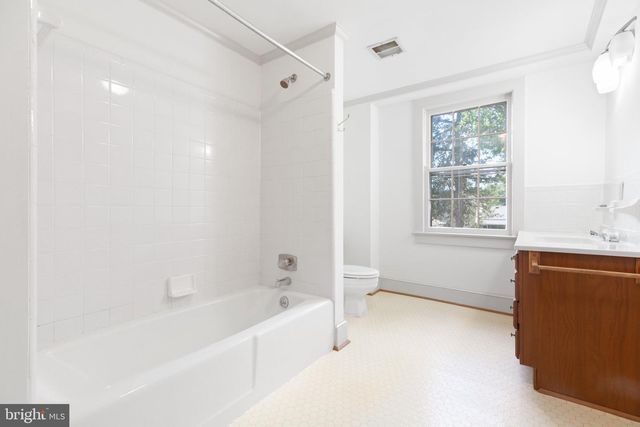 1307 CAROLINE ST, Fredericksburg, VA 22401
