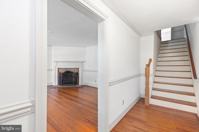 1307 CAROLINE ST, Fredericksburg, VA 22401