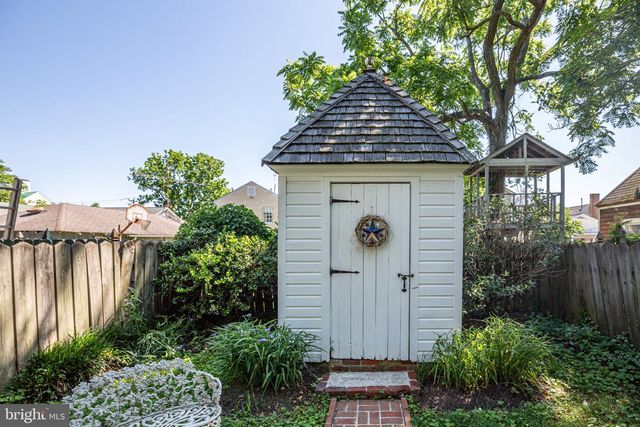 1307 CAROLINE ST, Fredericksburg, VA 22401
