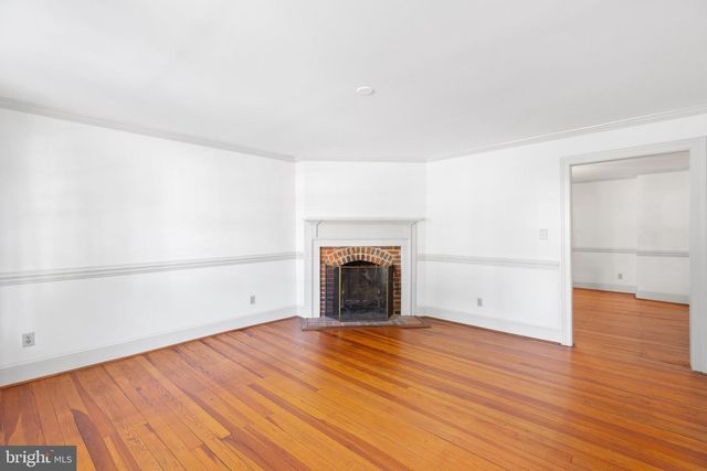 1307 CAROLINE ST, Fredericksburg, VA 22401