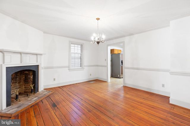 1307 CAROLINE ST, Fredericksburg, VA 22401
