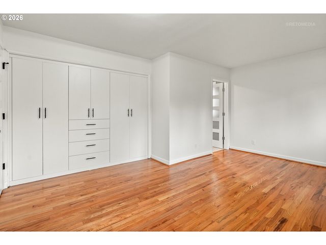 4735 SUSSEX St, West Linn, OR 97068