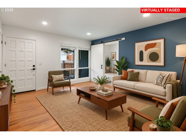 4735 SUSSEX St, West Linn, OR 97068
