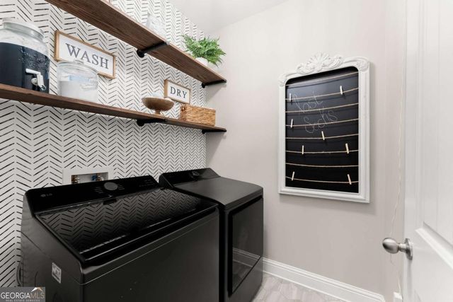 6322 Spring Cove Drive, Flowery Branch, GA 30542