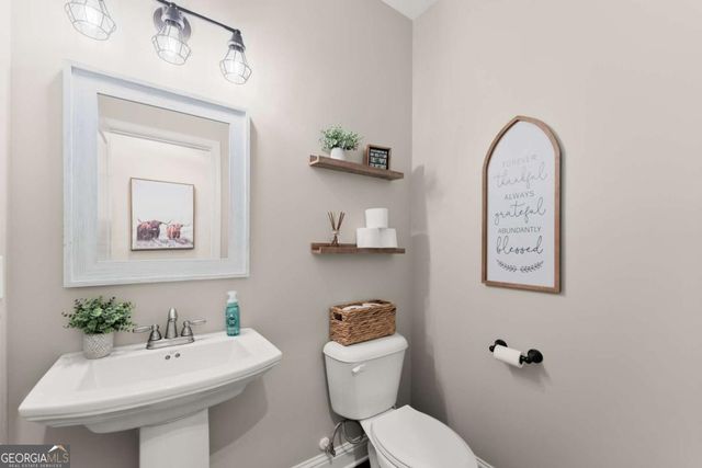 6322 Spring Cove Drive, Flowery Branch, GA 30542