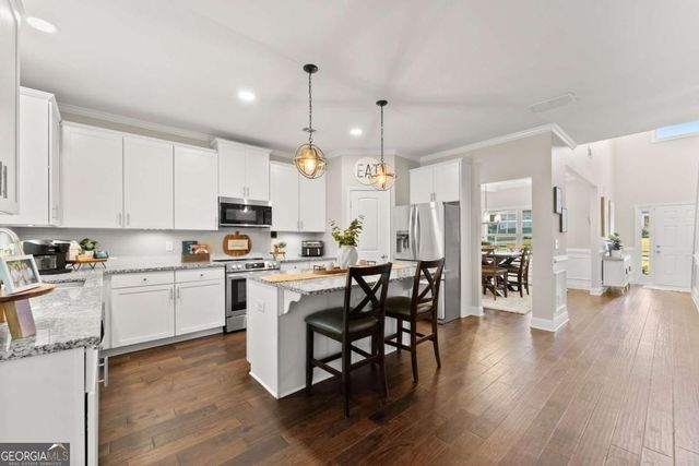 6322 Spring Cove Drive, Flowery Branch, GA 30542