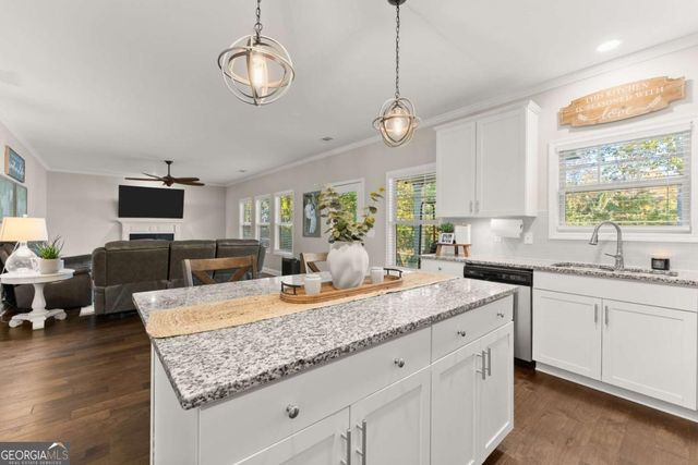 6322 Spring Cove Drive, Flowery Branch, GA 30542