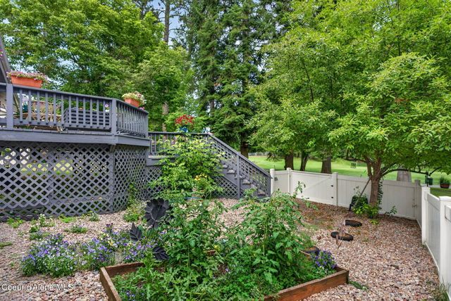 12328 N Kensington AVE, Hayden, ID 83835