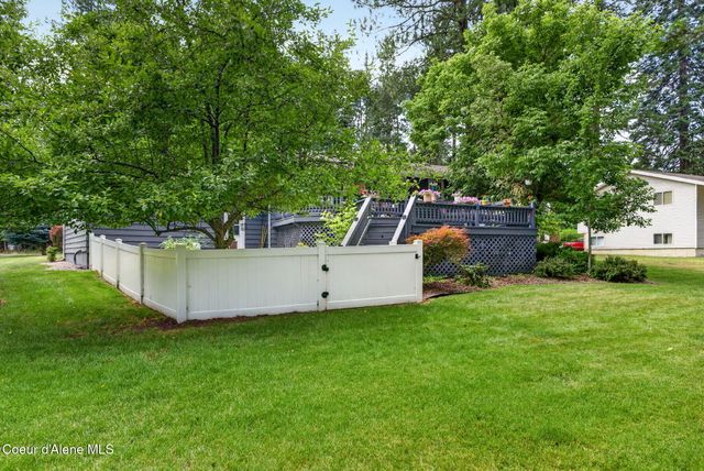 12328 N Kensington AVE, Hayden, ID 83835