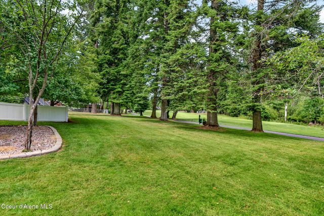 12328 N Kensington AVE, Hayden, ID 83835
