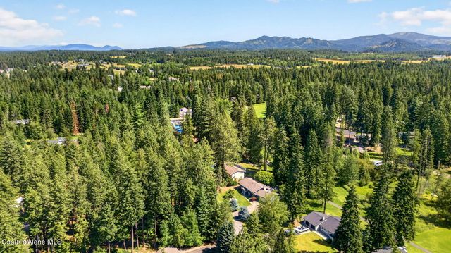 12328 N Kensington AVE, Hayden, ID 83835