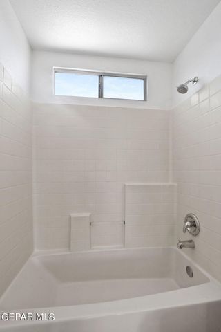 11048 Sunshine Court, El Paso, TX 79936