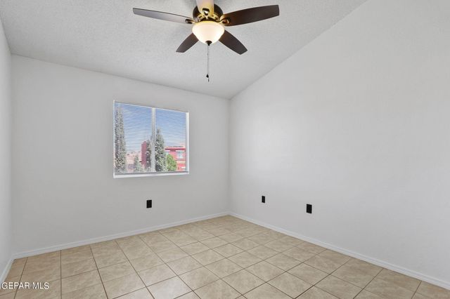 11048 Sunshine Court, El Paso, TX 79936
