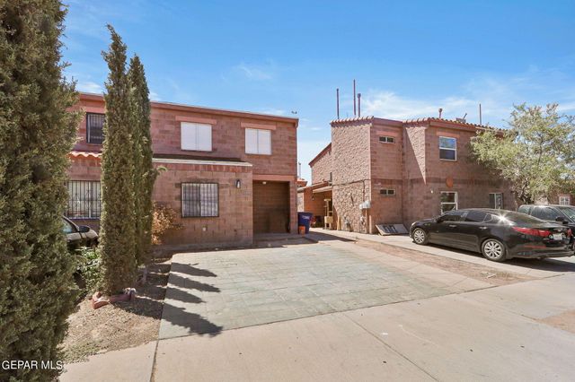 11048 Sunshine Court, El Paso, TX 79936