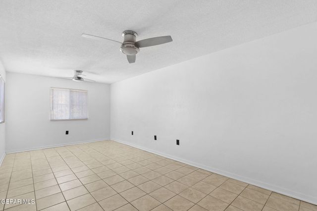 11048 Sunshine Court, El Paso, TX 79936