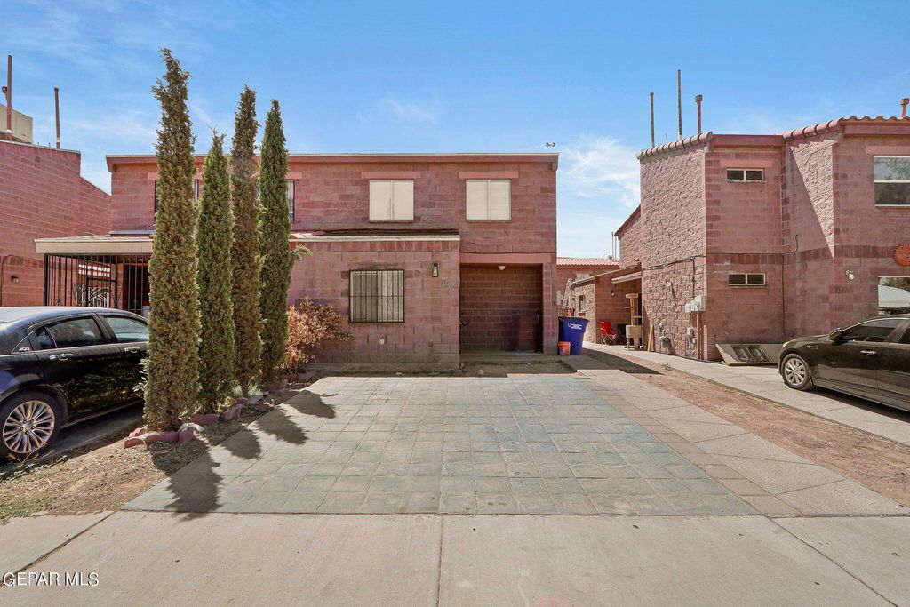 11048 Sunshine Court, El Paso, TX 79936