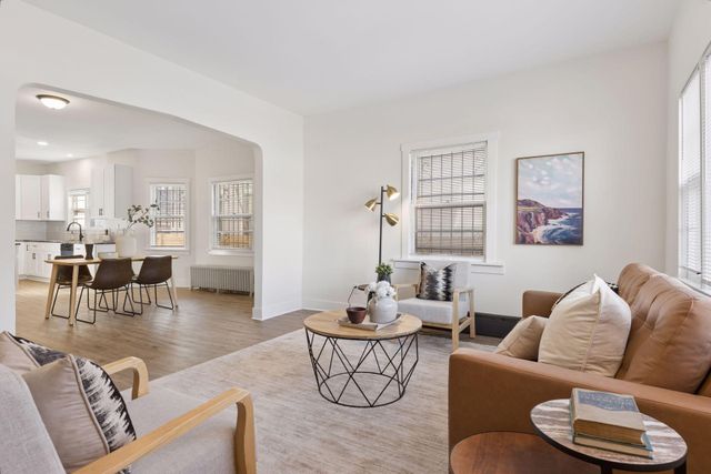 1903 Elliot Avenue, Minneapolis, MN 55404